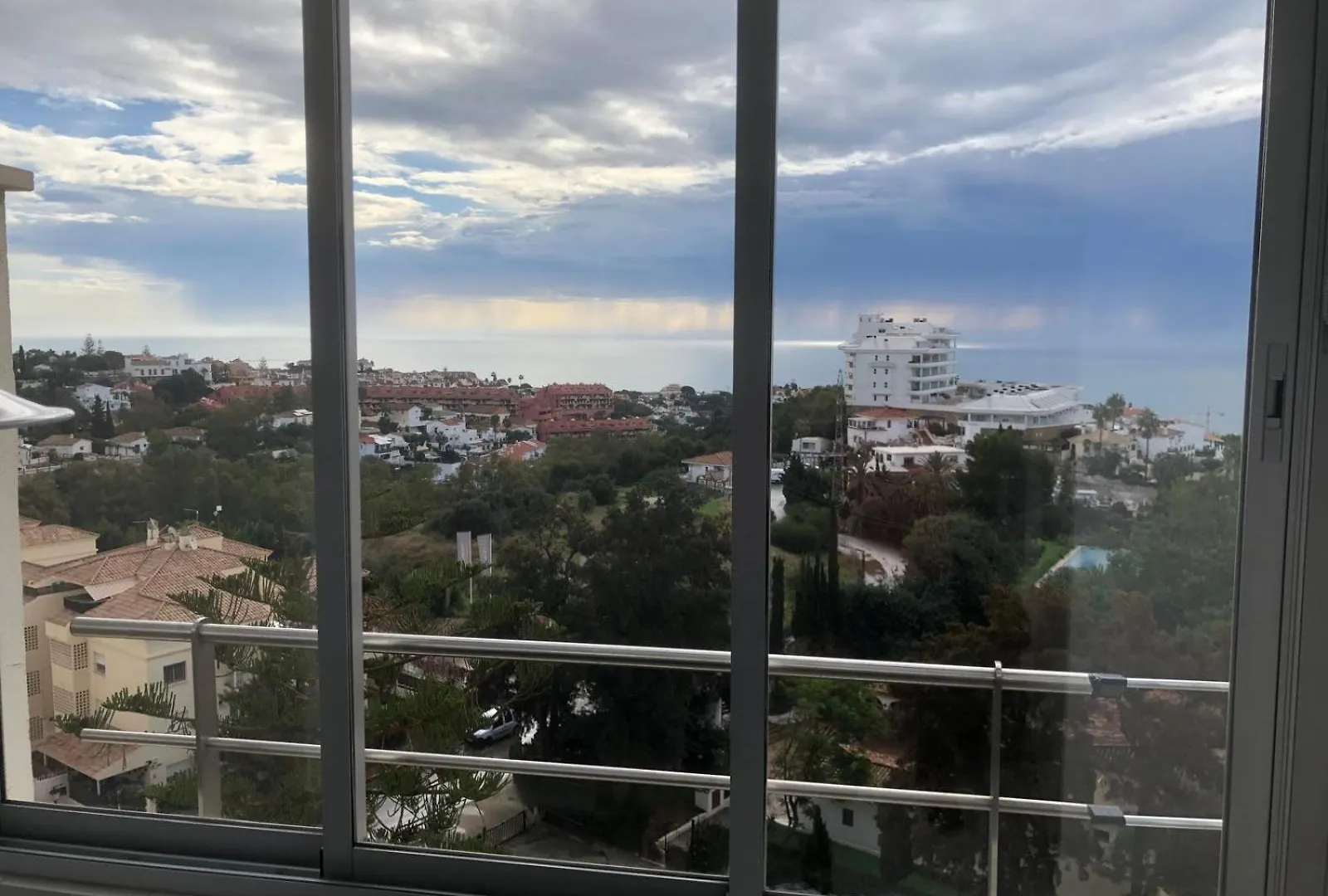 Alessandra Sea Wave Fuengirola Apartment